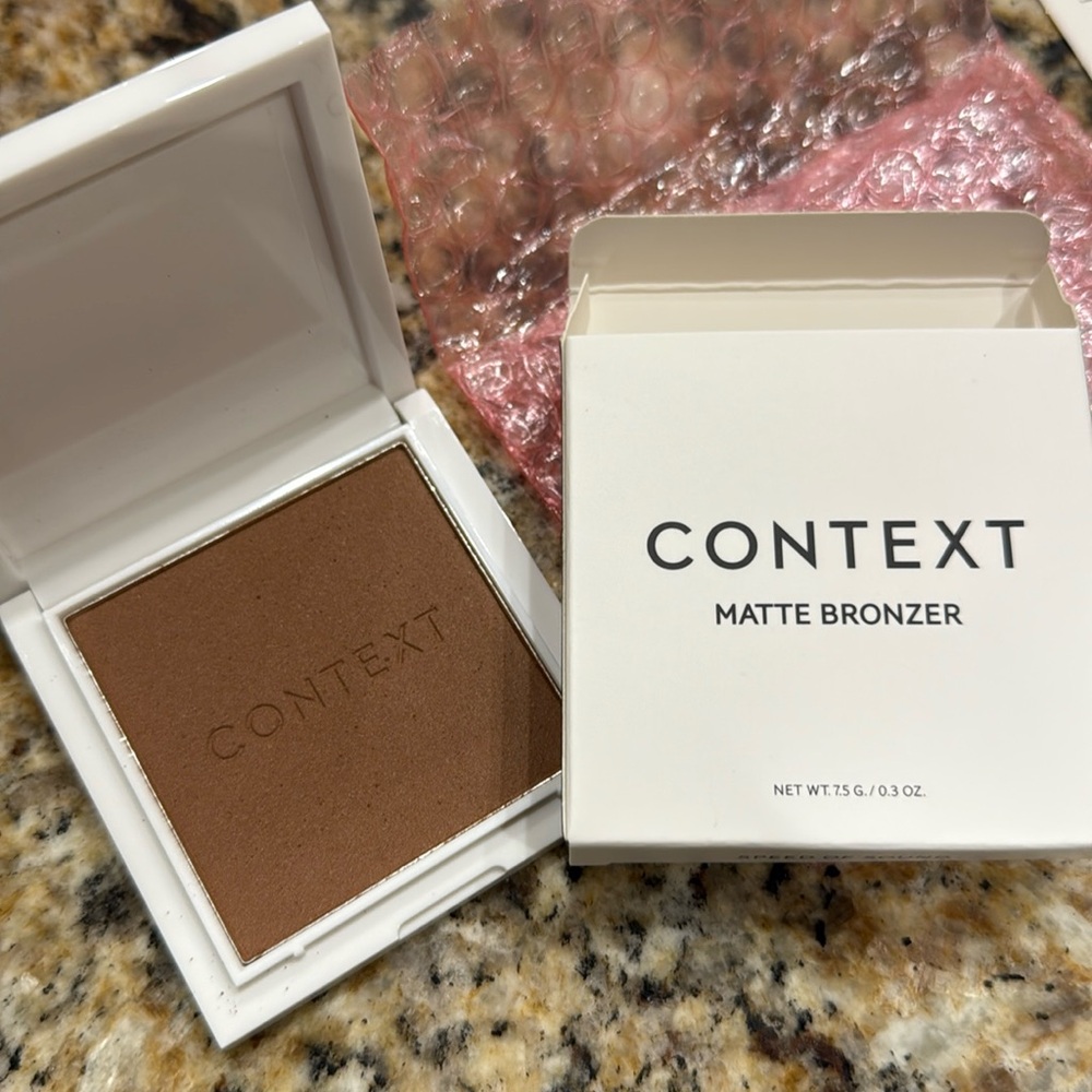 NWOT Context Matte Bronzer